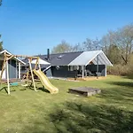 Сasa de vacaciones Snefrid - 12km From The Sea By Interhome