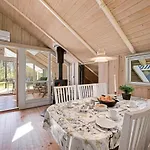 Snefrid - 12km From The Sea By Interhome