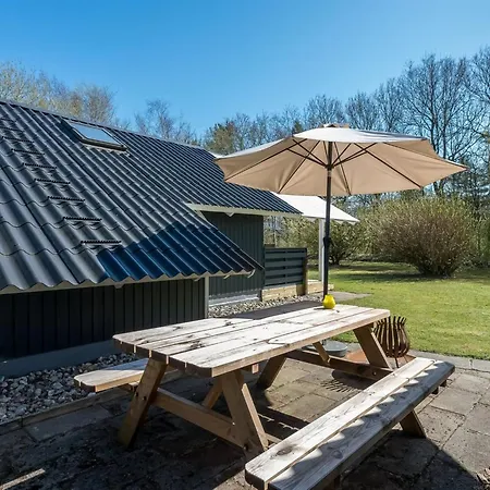 Snefrid - 12km From The Sea By Interhome