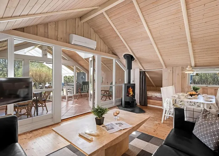 Snefrid - 12km From The Sea By Interhome